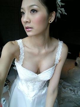 吴亚馨