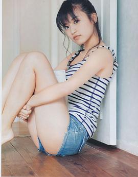 小岛瑠璃子