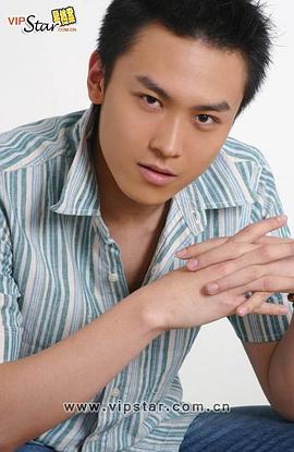 杨紫茳