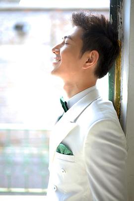 何明翰