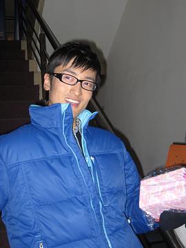 王传君