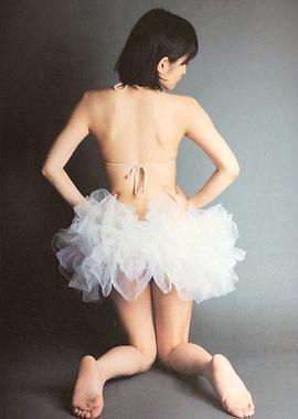 山本彩