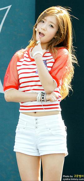 尹普美