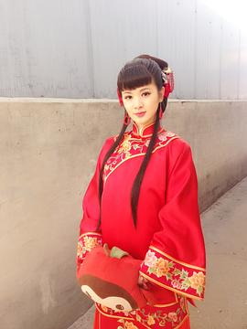 董妮娜