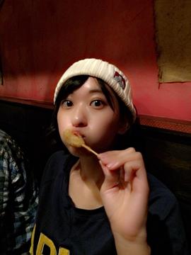 仓持由香