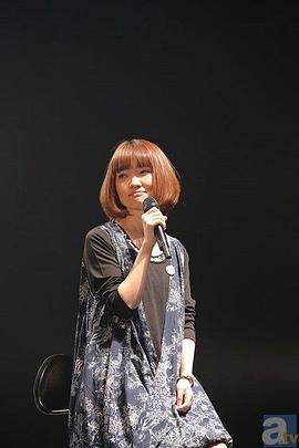 种崎敦美