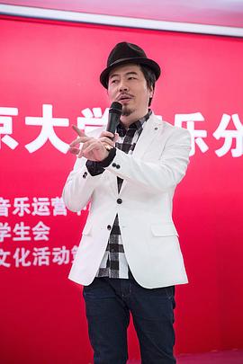 黄国伦