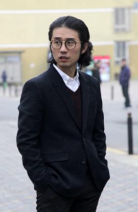 刘循子墨