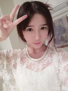 严佼君