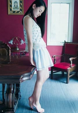 八木莉可子