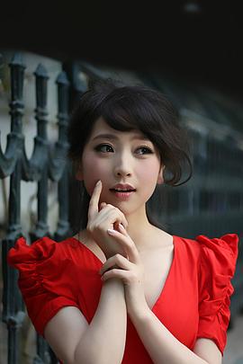 费伟妮