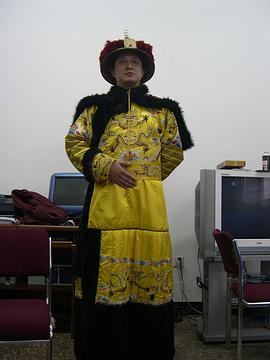 张腾岳