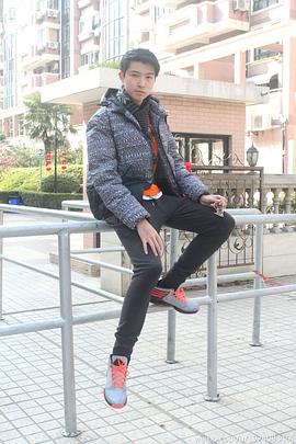 左溢
