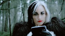 维多莉亚·斯莫费特