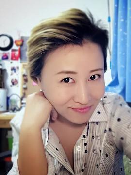 梁爽