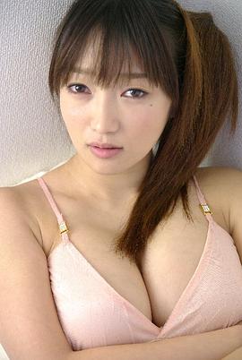 东真弥