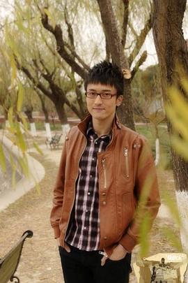 王传君