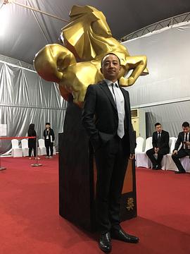 徐忱