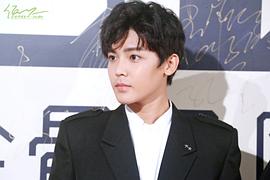 侯明昊