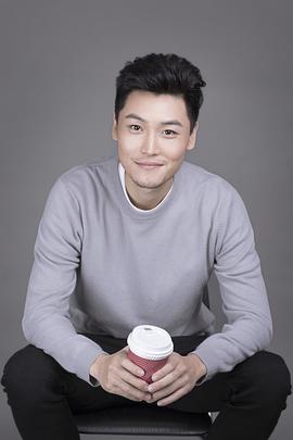 杨明逸