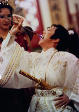李菁