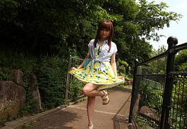 栗林里莉