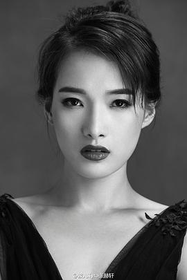 张玻溦