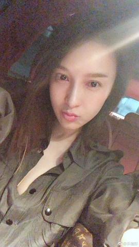 乐珈彤