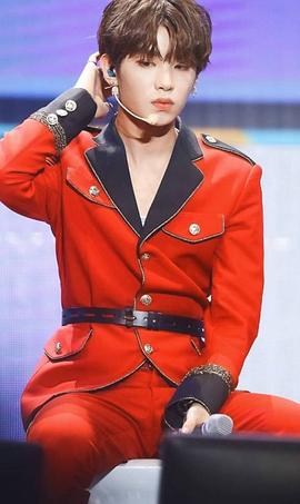 黄明昊