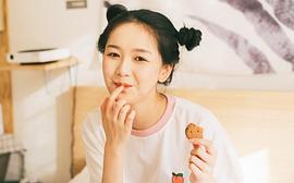 张馨月