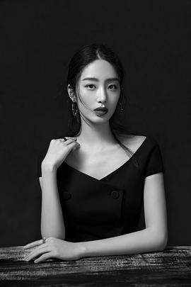 杨采钰