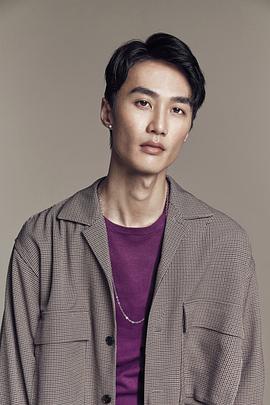 李英宏