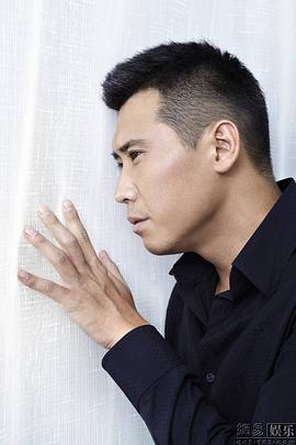 李乃文