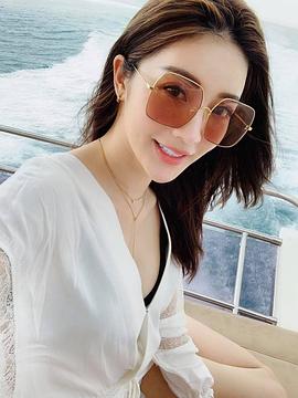 吴亚馨