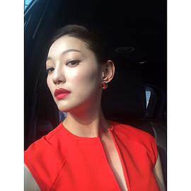 李艾