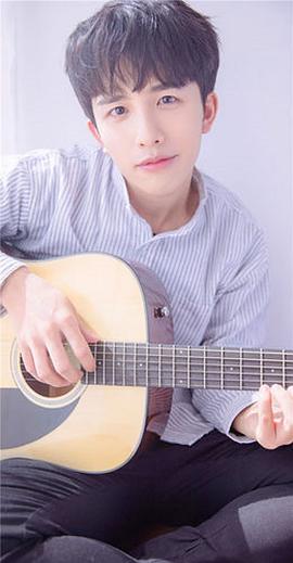 李圣佳