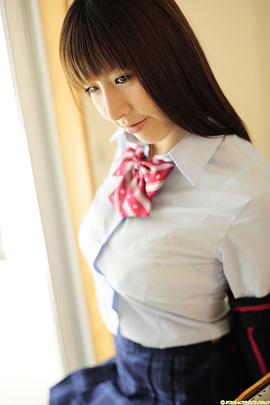 山咲麻里奈