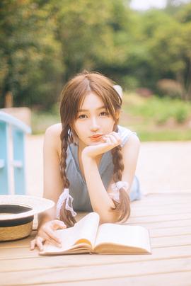 陈镜依