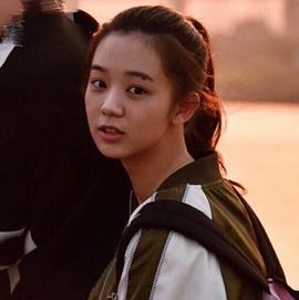 黄婧仪