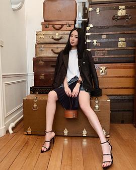 李静仪