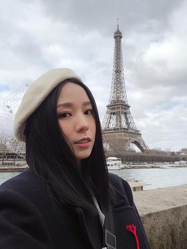 李静仪