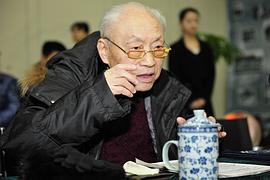 鲁明