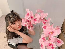 大友花恋