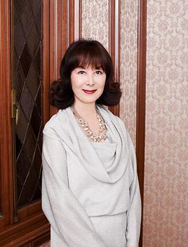 岸惠子