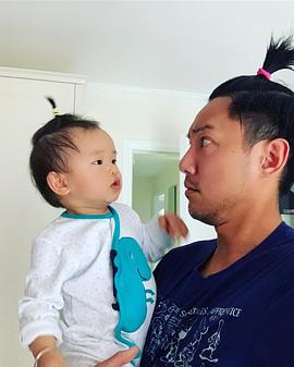 张颕康