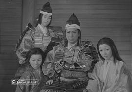 山本富士子