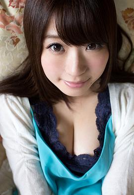 初美沙希