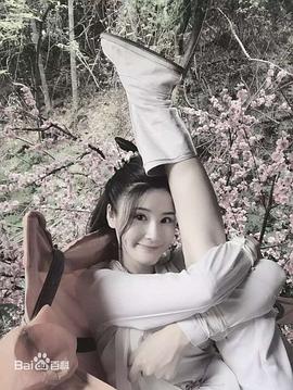 周婷