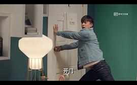 李佳航