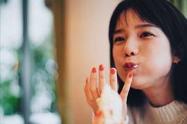 弘中绫香